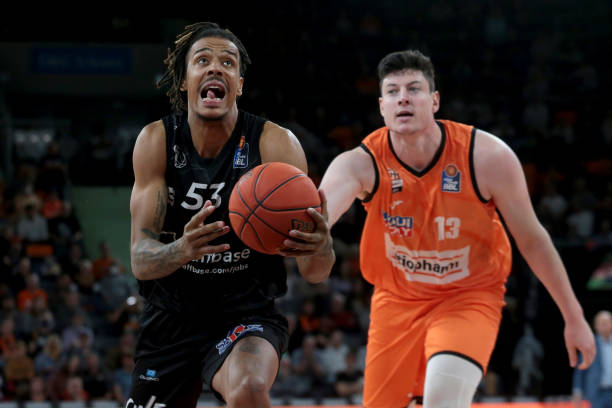 与此同时 与此同时